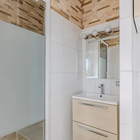 Apartment Centre- Parking - Airport 10min Merignac (Gironde)