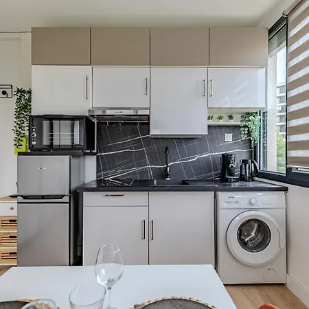 Centre- Parking - Airport 10min * Merignac (Gironde)